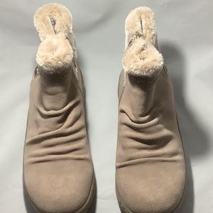 Baretraps Water Repellant Bootie